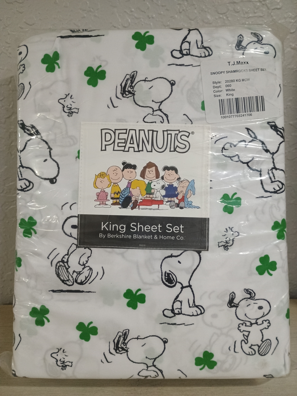 Peanuts Snoopy KING Sheet Set St Patrick's Day Paddy's Shamrock Lucky Clover